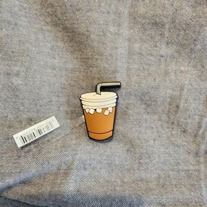 R2 - Crocs Jibbitz Iced Coffee